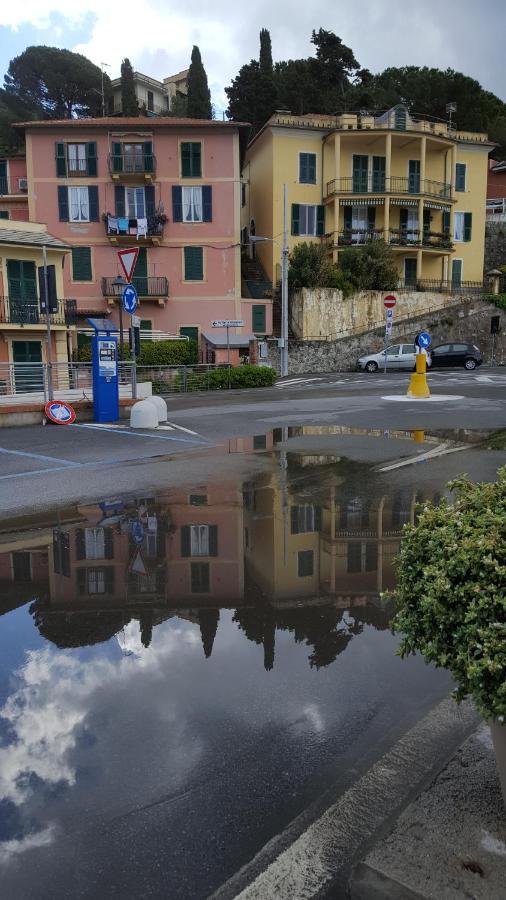 Bilocale Centro Storico - Via Sant' Erasmo Apartment Bonassola Bagian luar foto